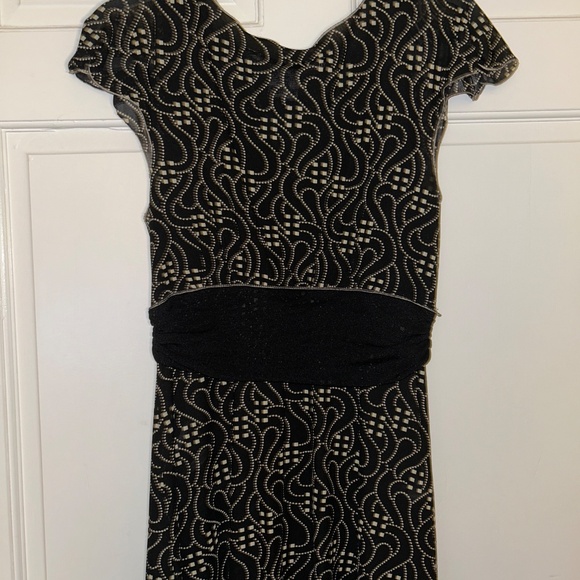 Max Studio Dress - Picture 7 of 7